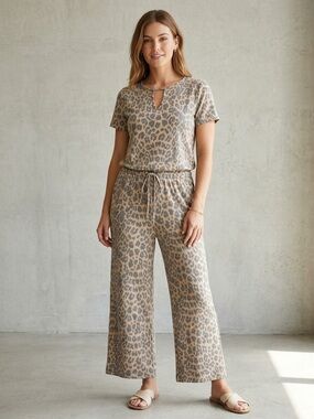 NWT CRAZY TRAIN Leopard Animal Print Jumpsuit Jumper Romper Women's Size L